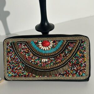 Multicolor Wallet Seed
Bead Decorated